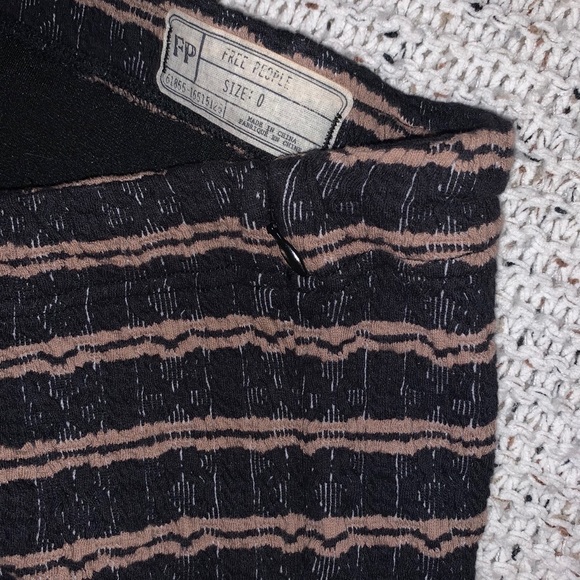 Free People Shorts - Picture 4 of 7